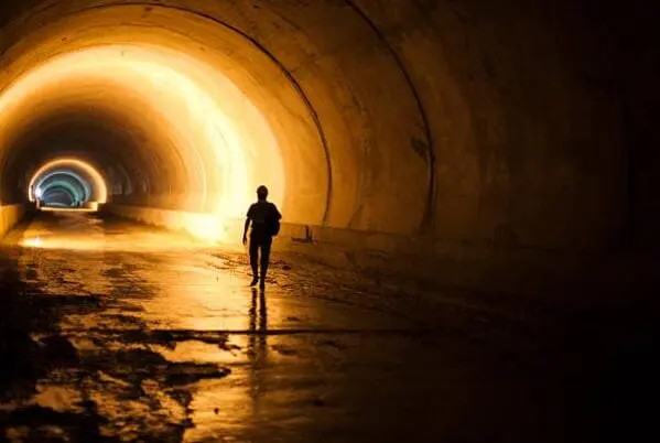 Luzes de fita LED para ambientes industriais extremos e mineração